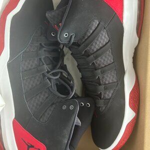 Jordan Max Aura